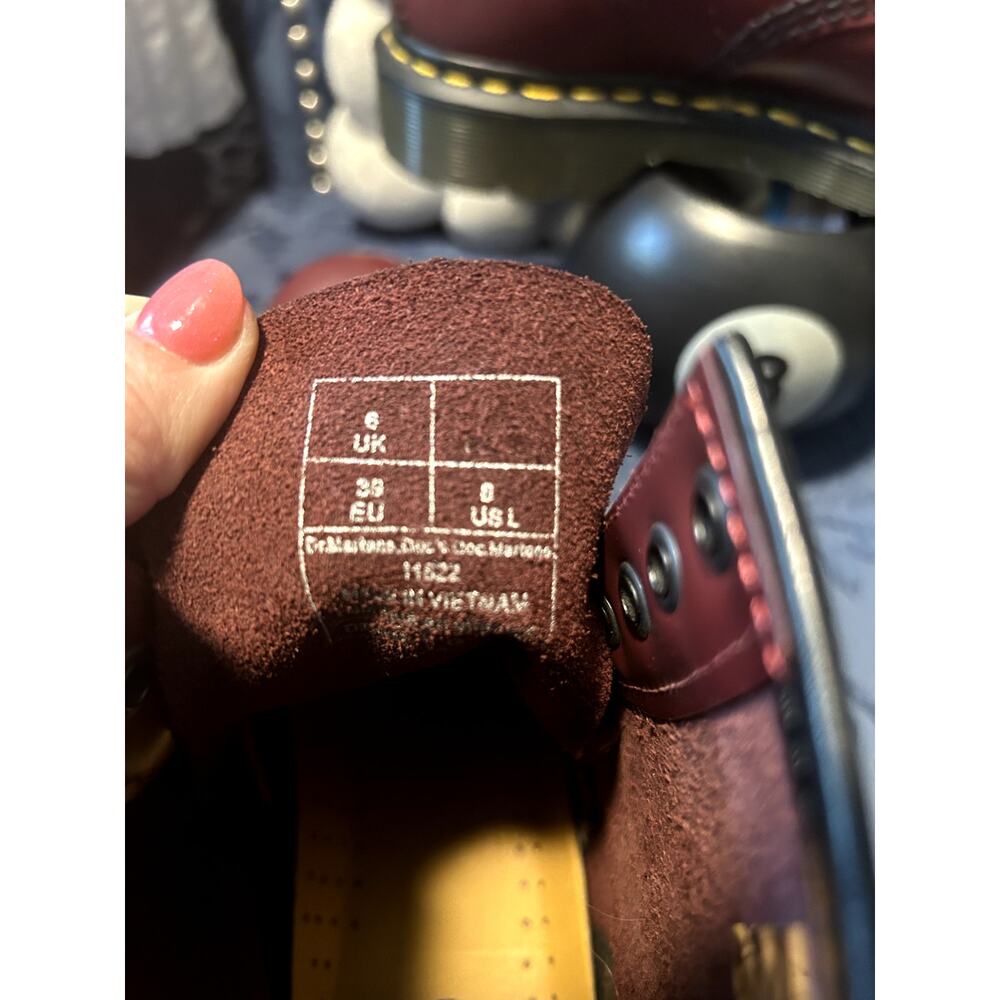 Dr Martens 1460 Oxblood Burgundy Red size 8/EU 39 - Picture 6 of 6